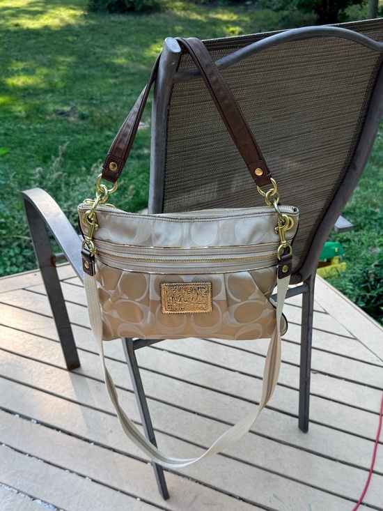 Coach Handbags - Coach Poppy Signature Sateen Groovy Bag